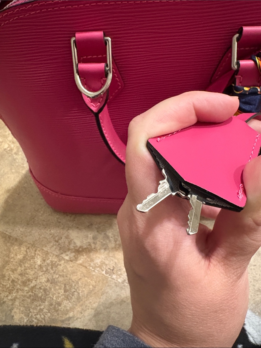 Pink Dome Handbag - Picture 9 of 9